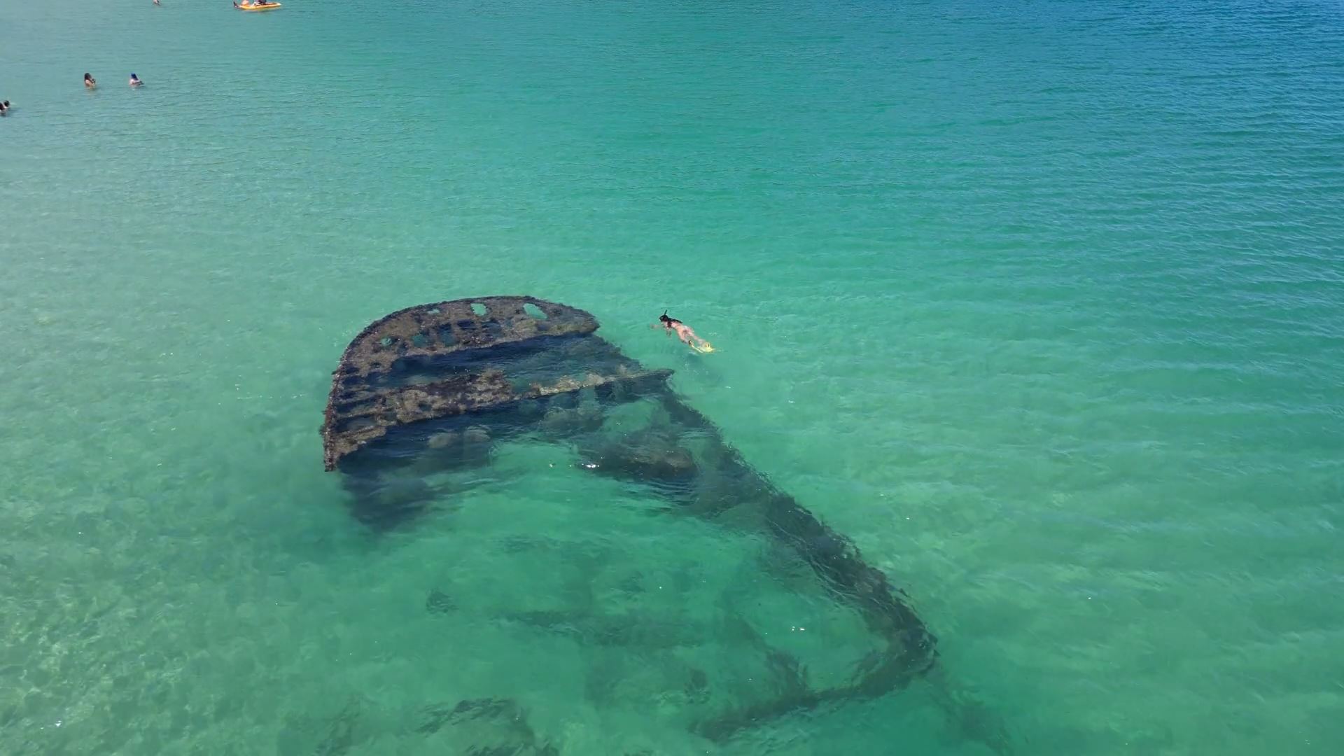 A História Submersa: Desvendando o Naufrágio de Pântano do Sul